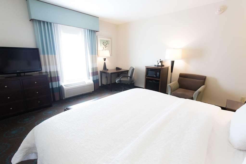 Hampton Inn & Suites Middlebury Номер фото