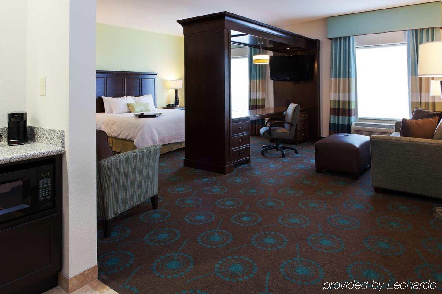 Hampton Inn & Suites Middlebury Номер фото